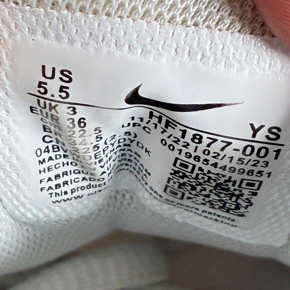 Nike Zoom Vomero 5 Silver Pink Lifestyle Running Shoes HF1877-001 Women’s Sz 5.5 - Picture 9 of 10